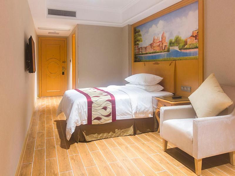 Vienna International Hotel Haikou West Bus Station 외부 사진